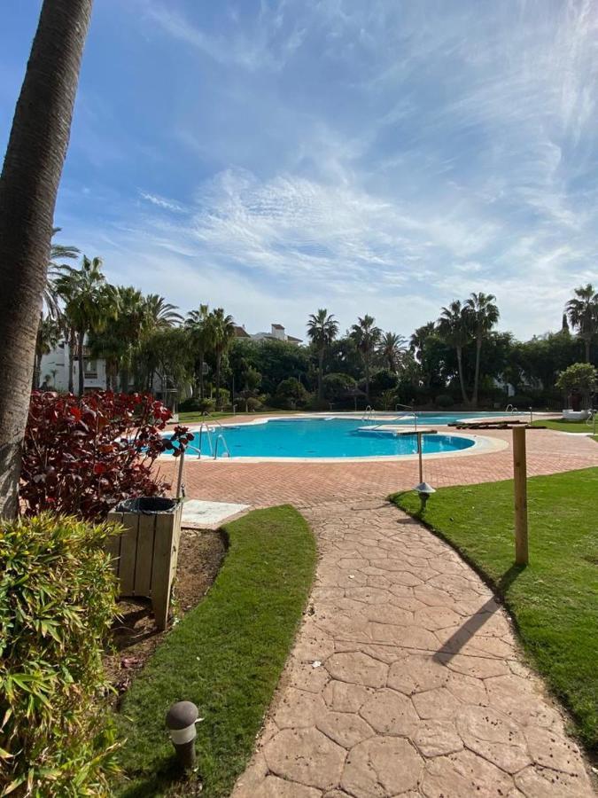 Apartamento en Playa del Infante  Rota Exterior foto